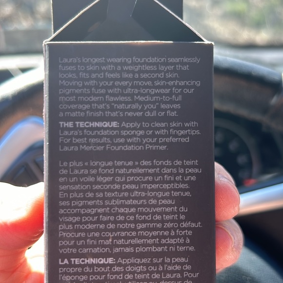 Laura Mercier Butterscotch Fision foundation - Picture 3 of 4